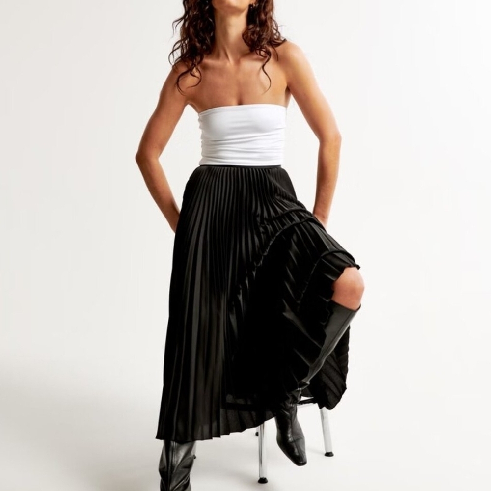 A&F Satin Pleated Midi-Skirt